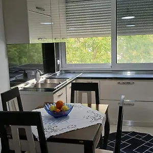 Appartement Qetesia, Zhaban
